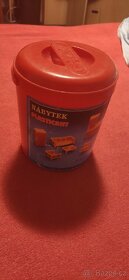 Plastové kostky a stavebnice - 13