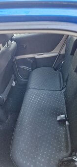 Prodám Toyota Yaris 1.3 jako celek , ideálně jako na ND . - 13
