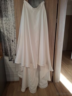 Svatebni šaty plus size - 13