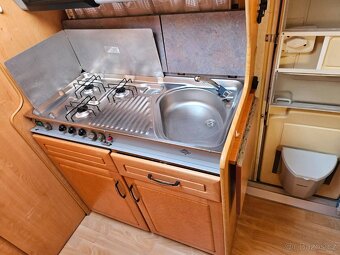 Karavan Hobby 495 - 13