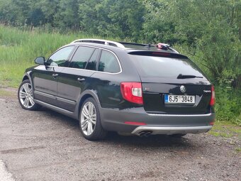 Škoda Superb 2.0 tdi - 13