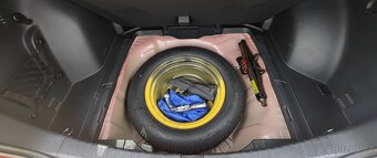 Honda CR-V 1,6i DTEC 118 kw 4x4 - 13
