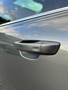 VW Touareg 3.0TDI 245k, serviska, 155tkm - 13