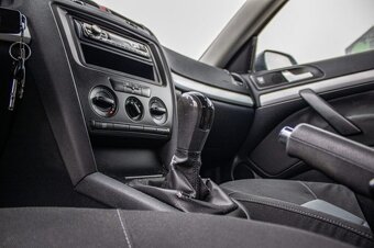 Škoda Octavia 2 z roku 2007 - 13