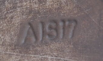 Al kola Ford 235/45R18 - 13