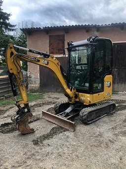 Caterpillar CAT 301.8 - 13
