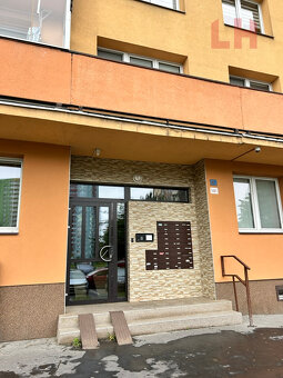 Prodej bytu s balkonem, os. vl., 2+1 - 13