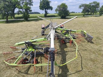 Shrnovač píce Claas LINER 1650 Twin - 13