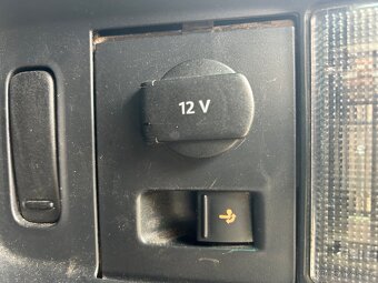 Volkswagen Sharan 2.0 Tdi 4x4, 7. míst, bohatá výbava, tažné - 13