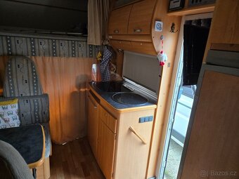 Obytný Mercedes Sprinter LMC - vyměním za menši - 13