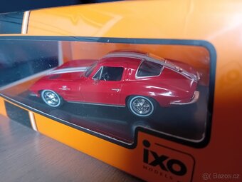Škoda, BMW, Chevrolet, Volha, VW, Ford a Jaguar   1:43  IXO - 13