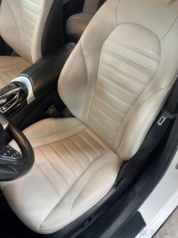 Mercedes Benz C250 4matic 150kw model 2015 - 13