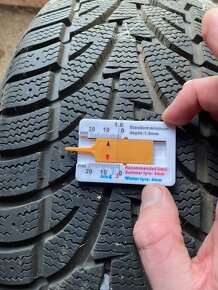 Zimní gumy 215/50R17 na spálení - 2ks - 13