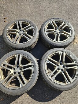 Kompletní kola na AudiQ5 Zimní pneu 255=45R20 - 13