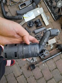 Volkswagen Touran 1.9TDI,77KW, stříbrná, BKC, LA7W - 13