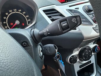 FORD FIESTA 1,6 TDCI 66kW TITAN - 13