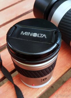 Minolta Dynax 505i Super AF28-80mm f1:3.5-5.6 Macro, 75-300m - 13