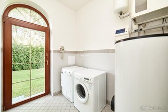 Pronájem vily, 255 m2, Praha 6 - Nebušice, ev.č. V3555 - 13