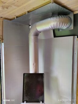 Prodám maringotku 2,5 X 3 m - 13