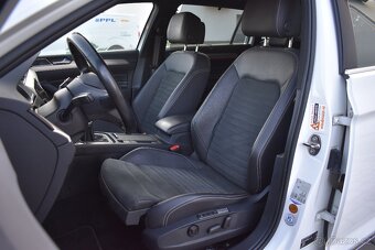 VW Passat B8 FL 2.0 TDi/2021/110kW/Highline/Matrix/manuál - 13