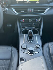 Alfa Romeo Stelvio Q4 2.2d 154Kw r.v.2018 220Tkm odpočet DPH - 13