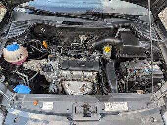 VW POLO 1.2HTP 51kW 2012 JEN 100TKM SERVIS - 13