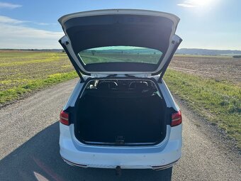 VW Passat 2.0TDI 110kW Highline - 13