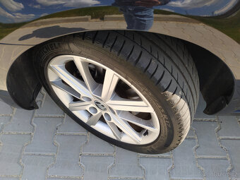 Škoda Octavia Combi 2.0 TDi, bi-xenony, navi, tempomat - 13