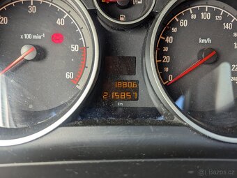 Opel Zafira 1,9 CDTI, 7 míst , automat - 13