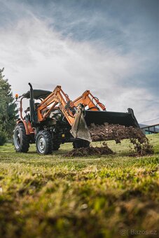 Traktor TIGER 504 bez kabiny včetně předního nakladače - 13