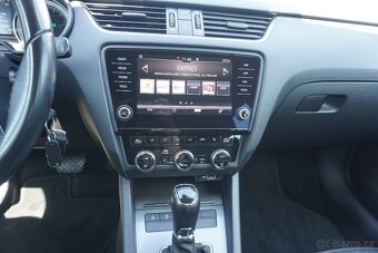 Škoda Octavia Combi 2.0TDI 110kW 2018 DSG WEBASTO LED SVETLO - 13