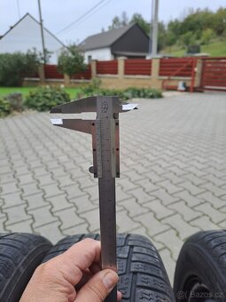 Zimní pneumatiky Nokian 205/55/16 s disky VW - 13