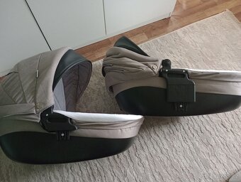 Kočárek pro dvojčata - 13