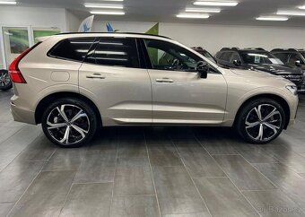 Volvo XC60 T8 AWD Ultimate+ DARK záruka 335 kw - 13