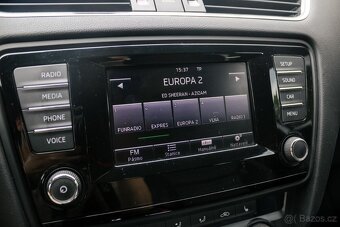 Škoda Octavia Combi 2.0 TFSI RS DSG - 13