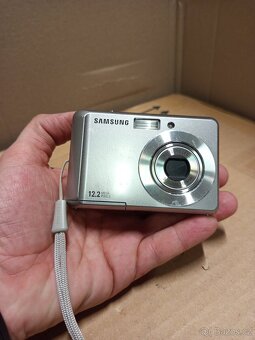 SAMSUNG ES17 - 13