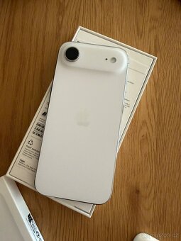 Apple iPhone 17 Air 256 gb - bíla - 13