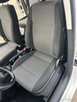 VW Caddy Maxi - 5 míst - top stav - 13