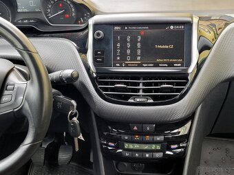 Peugeot 2008, 1,2 SERV.KNÍŽKA, MÁLO NAJETO - 13