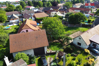 Prodej 1/2 rodinného domu, 120 m², Křenice, ul. K Návsi - 13