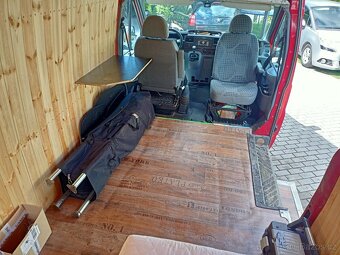 Ford Transit Jumbo 2.4TDCi 85Kw rok 6/2011 najeto 193.000km - 13