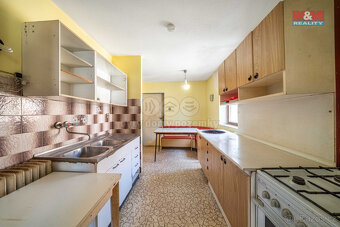 Prodej rodinného domu 391 m2, v Dnešicích - 13