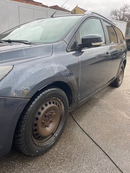 Ford Focus - 13