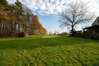 Prodej stavebního pozemku o výměře 1292 m2, ulice Osadní, Vr - 13