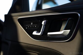 Mercedes C43 AMG 4MATIC + - 13