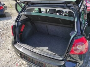 Volkswagen Golf V, UNITED, VELICE PĚKNÝ - 13
