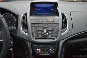 Opel Zafira 2,0 CDTI 96 kW,7míst,Cosmo,Navi,Bi-xen - 13