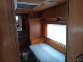 Obytný přívěs karavan - 13