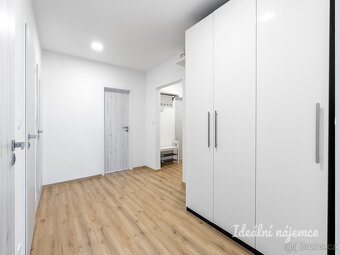Pronájem bytu 3+1, Peškova, Hlubočepy, 27000 Kč/měs, 76 m2 - 13