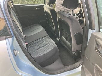 Citroën C4 1.6HDi KLIMA TEMPOMAT MANUÁL - 13